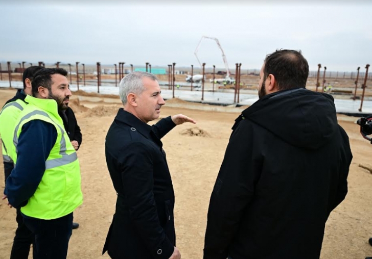 Bakan nar, Topst Mahallesinde Yapm Devam Eden Sanayi Sitesindeki almalar nceledi