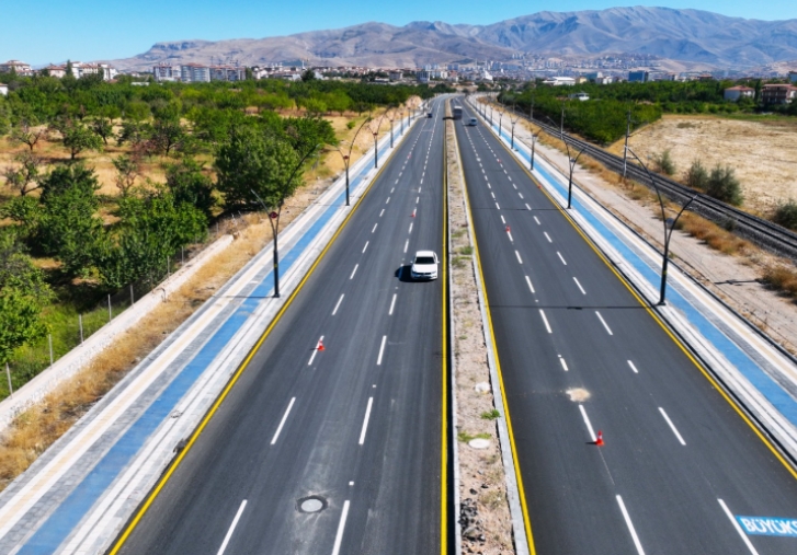 Malatya'da Trafik Gvenlii in 920 Bin Metre Yol izgi almas Yapld