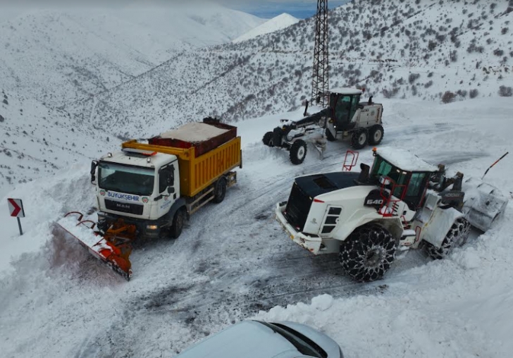 Malatya Genelinde Kar Yandan Dolay Kapal Yol Kalmad